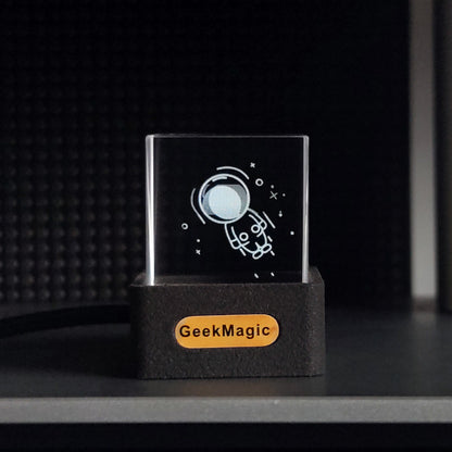 Holographic Desktop Smart Cube